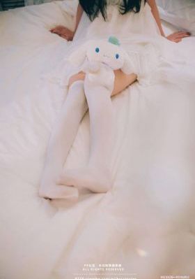 《美丽小蜜桃》在线观看_1080神马影院在线
